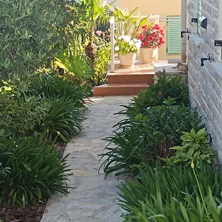 Villa Seaside Garden *