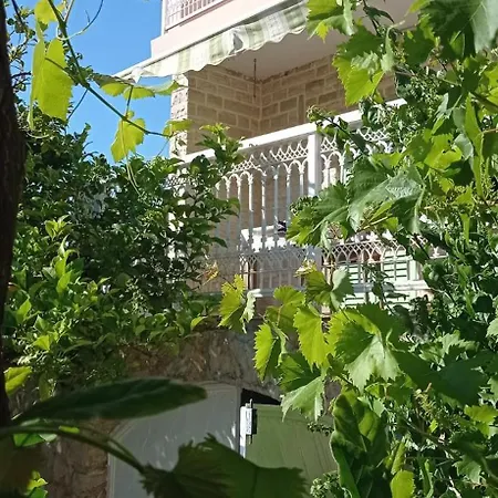 Seaside Garden Villa *