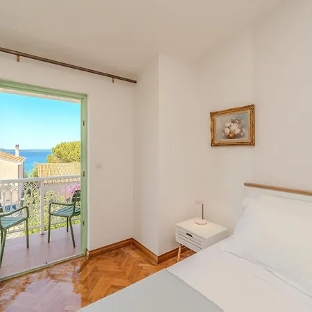 Seaside Garden * Kožino