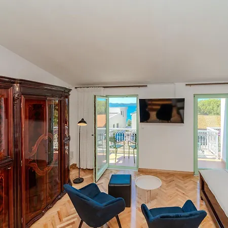 Villa Seaside Garden