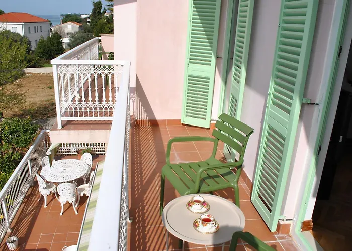 Seaside Garden Vila Kozino