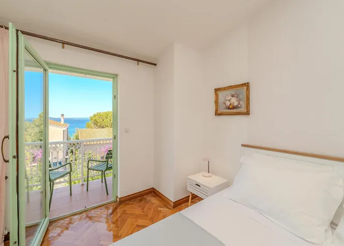 Seaside Garden * Kozino