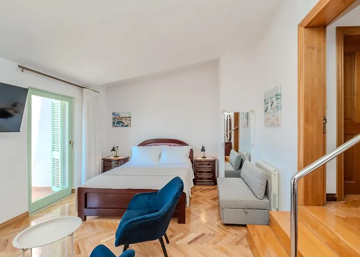 Vila Seaside Garden *